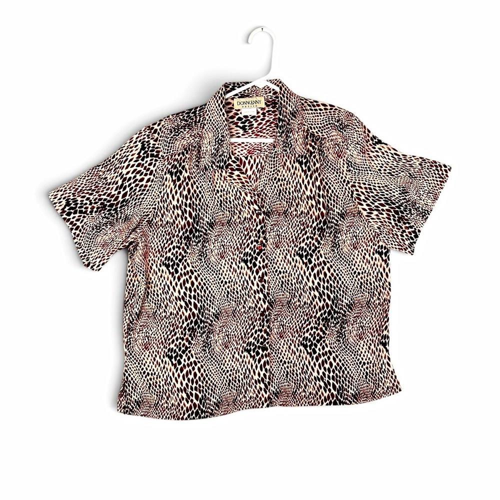 Donnkenny Petites PXL Multicolor Animal Print Collared Short Sleeve Blouse
